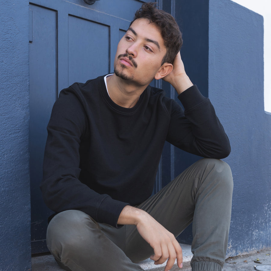 Polerón negro crew neck algodón orgánico